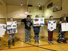 The 6th Grade Learns About the Solar System